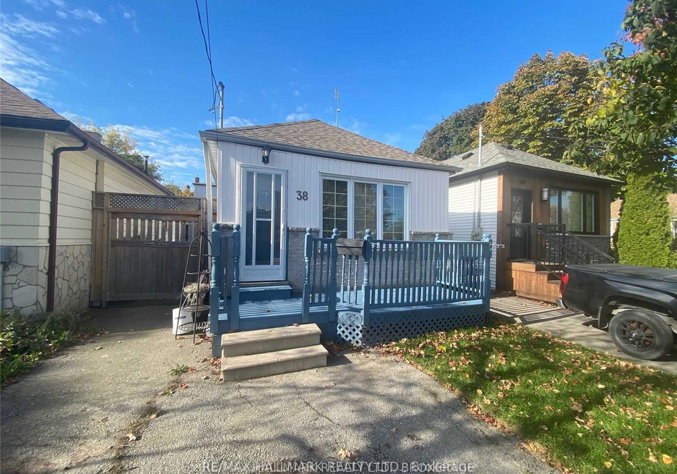 38-milton-street-etobicoke-ontario-w12393074