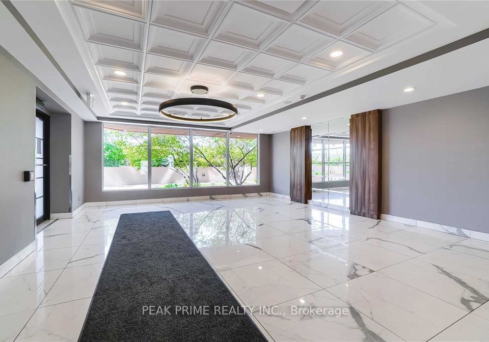 155-hillcrest-avenue-mississauga-ontario-w12393161