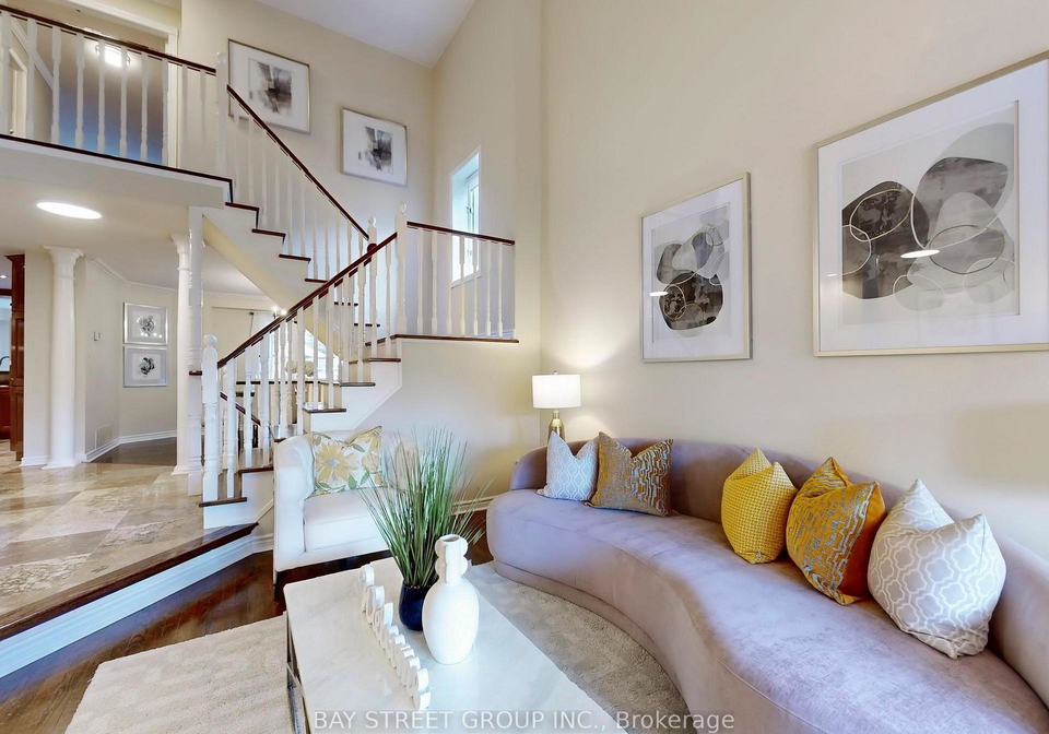 5359-ruperts-gate-drive-mississauga-ontario-w12393199