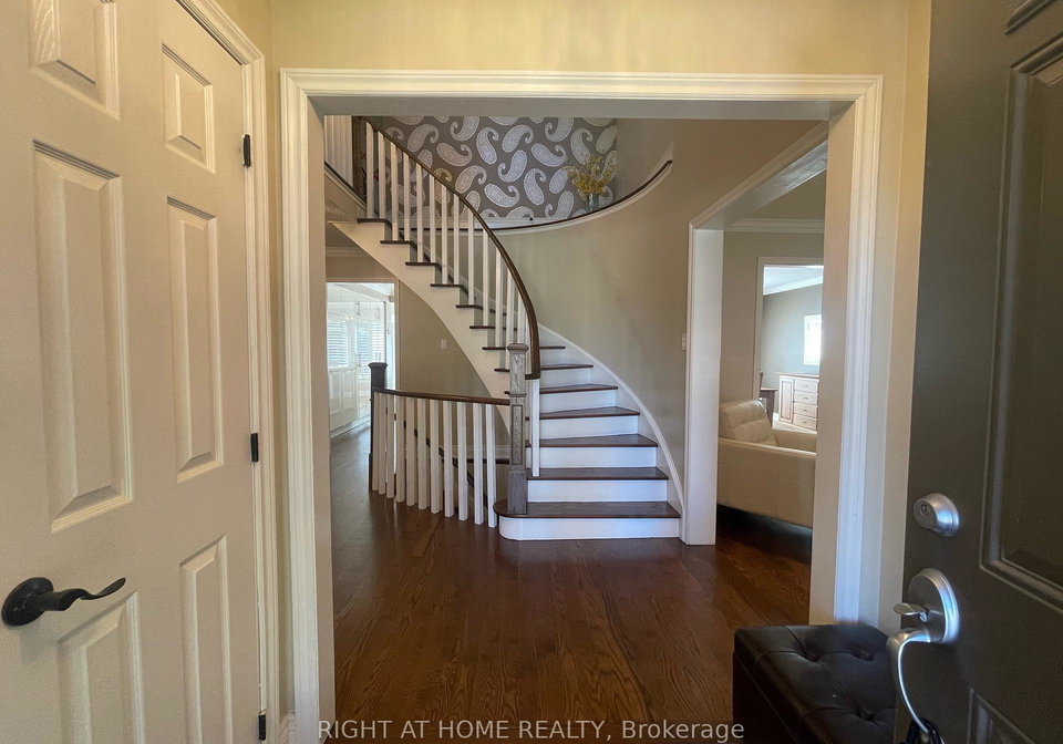 1299-windrush-drive-oakville-ontario-w12393211