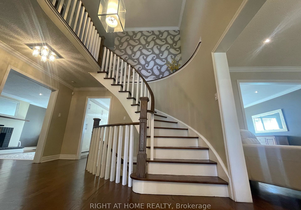 1299-windrush-drive-oakville-ontario-w12393211