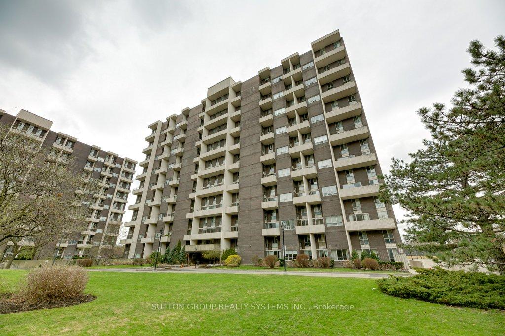35-ormskirk-avenue-toronto-ontario-w12393257