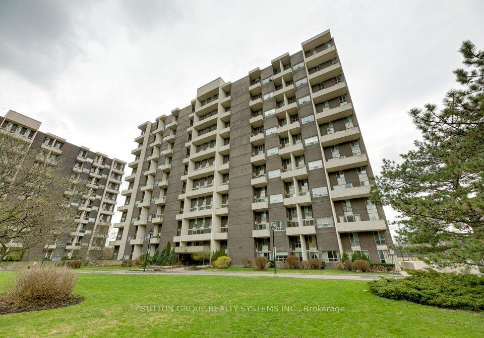 35-ormskirk-avenue-toronto-ontario-w12393257
