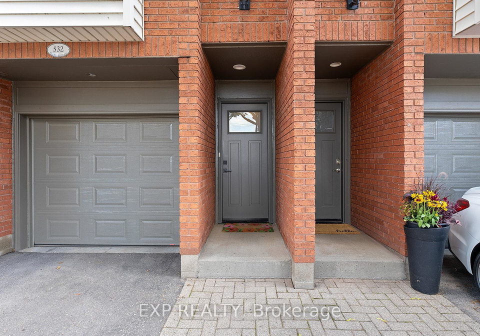 895-maple-avenue-burlington-ontario-w12393275