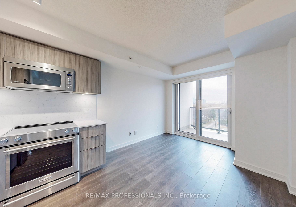 30-samuel-wood-way-etobicoke-ontario-w12393602