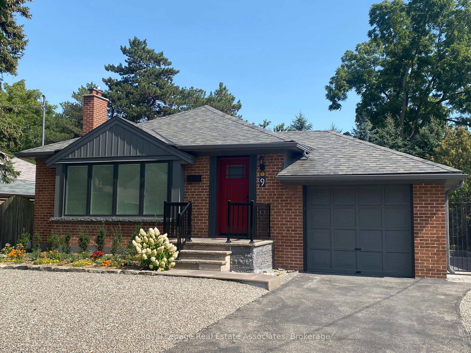 9-sevenoaks-avenue-etobicoke-ontario-w12393639