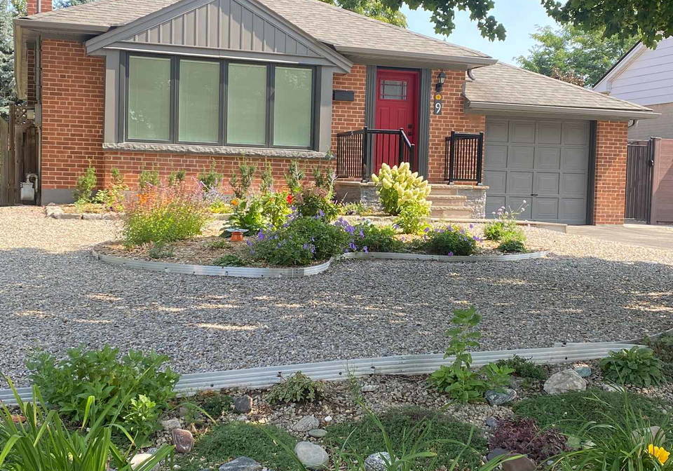 9-sevenoaks-avenue-etobicoke-ontario-w12393639