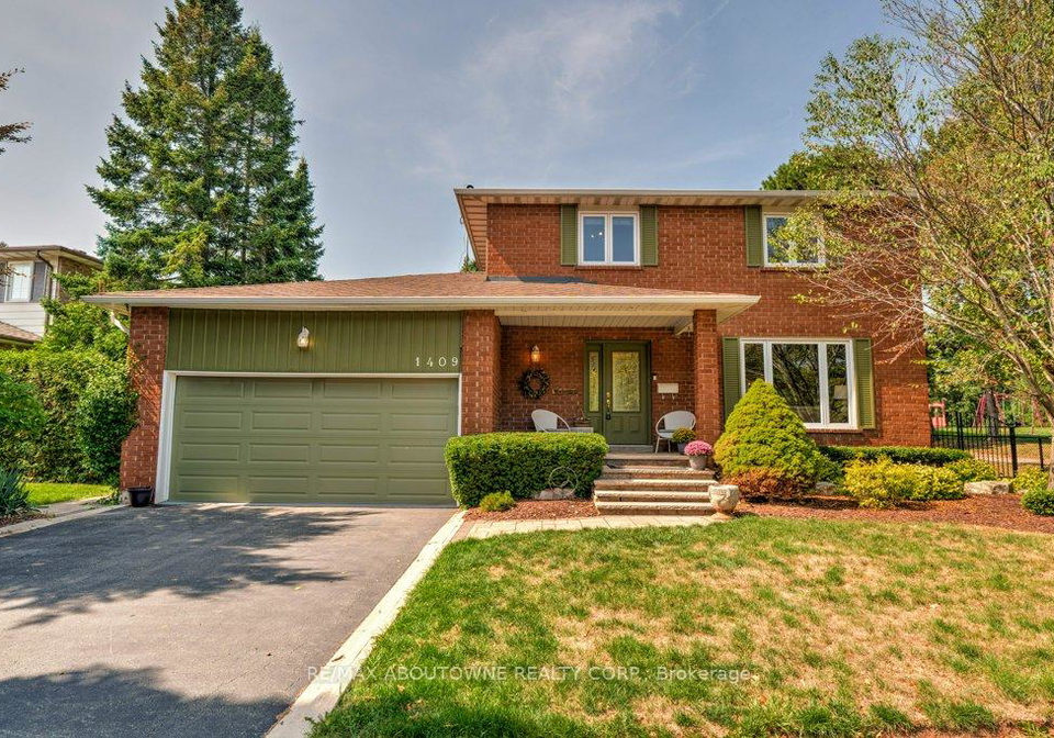 1409-grand-boulevard-oakville-ontario-w12393813