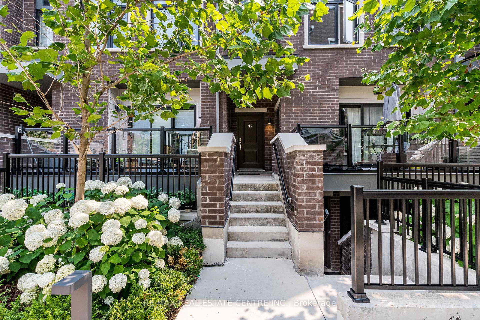 66-long-branch-avenue-etobicoke-ontario-w12393835