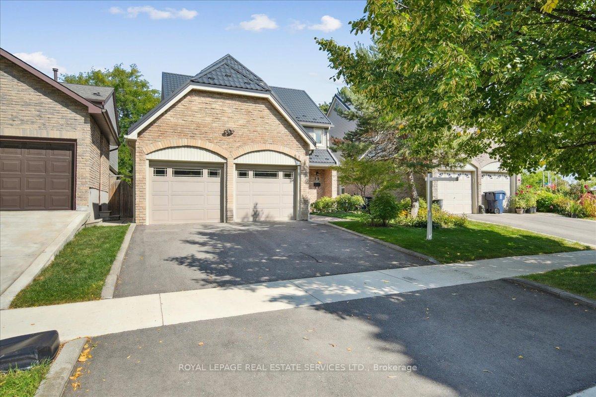 19-millsborough-crescent-etobicoke-ontario-w12393852