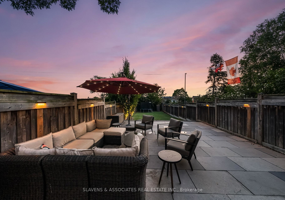 102-gilbert-avenue-toronto-ontario-w12393947