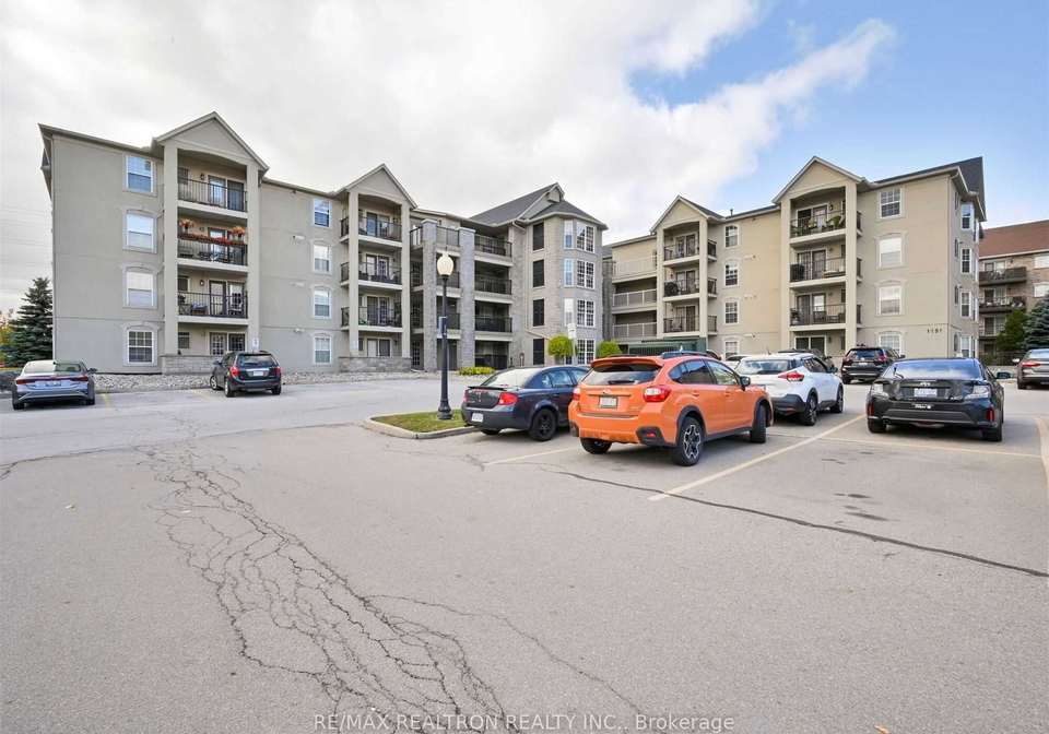 1451-walkers-line-burlington-ontario-w12393953