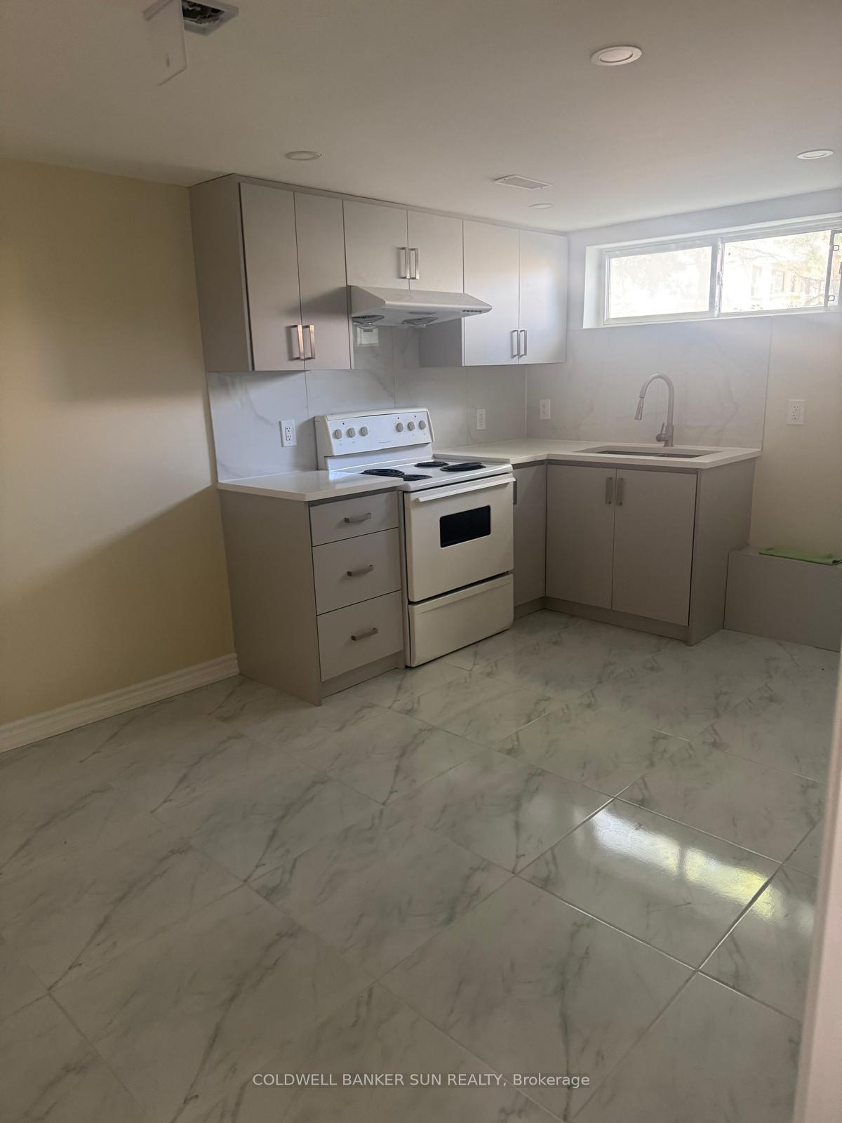 42-jansusie-road-etobicoke-ontario-w12394005