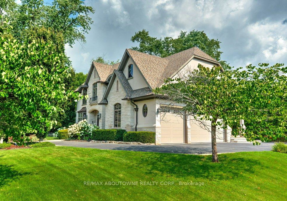 1237-donlea-crescent-oakville-ontario-w12394022