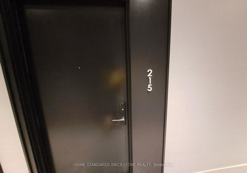 270-dufferin-street-toronto-ontario-w12394088