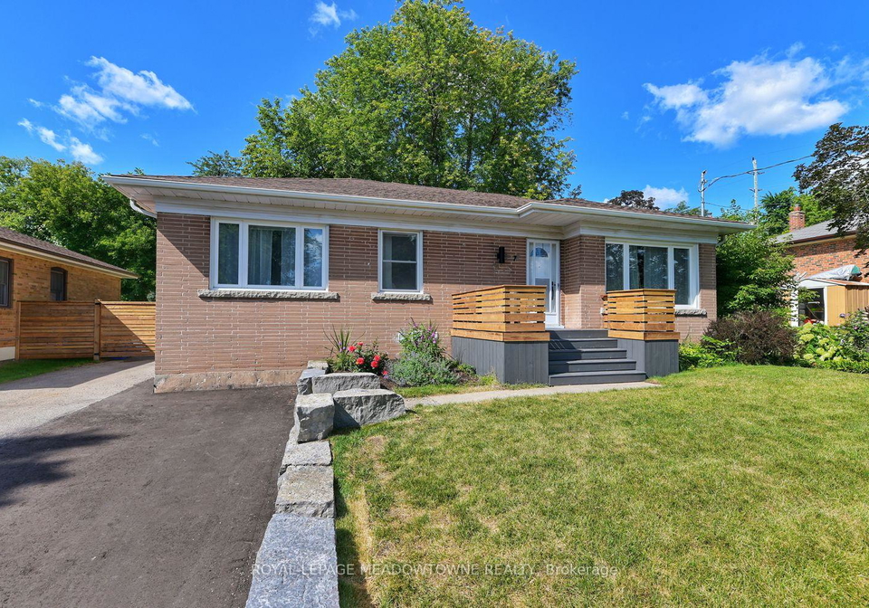 7-elizabeth-street-halton-hills-ontario-w12394135