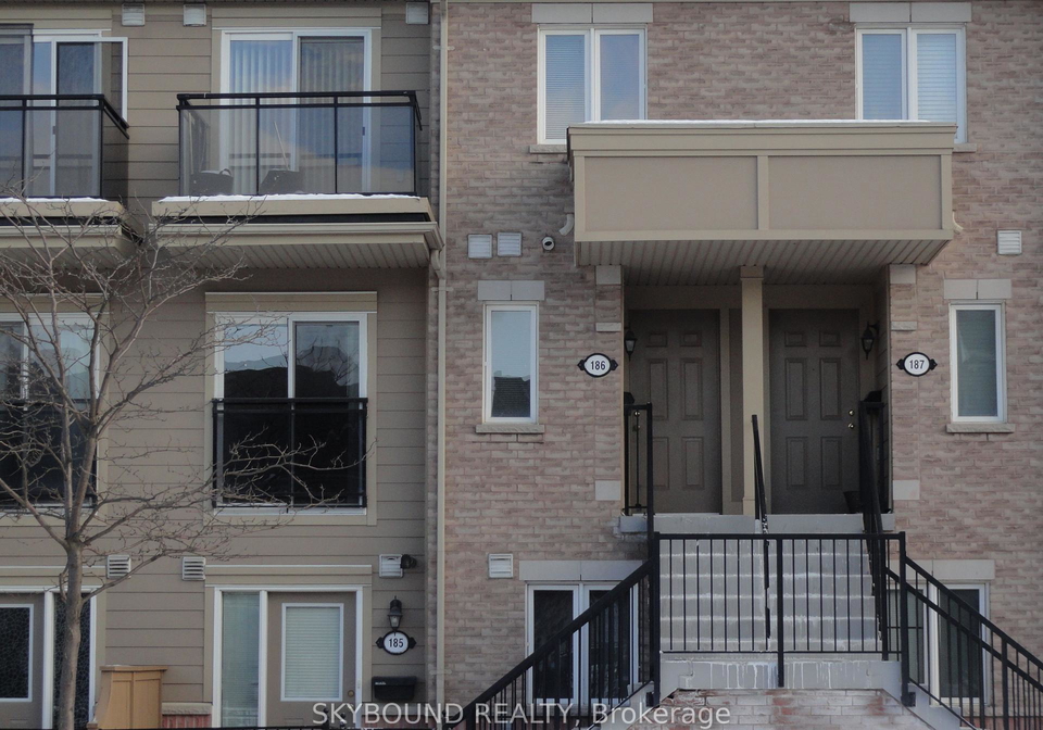 4975-southampton-drive-mississauga-ontario-w12394188