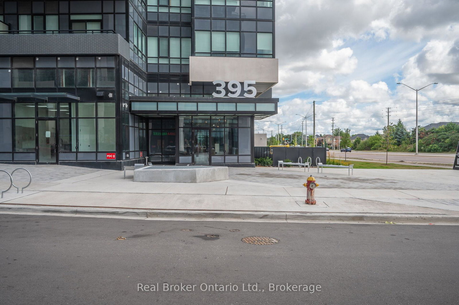 395-dundas-street-w-oakville-ontario-w12394382