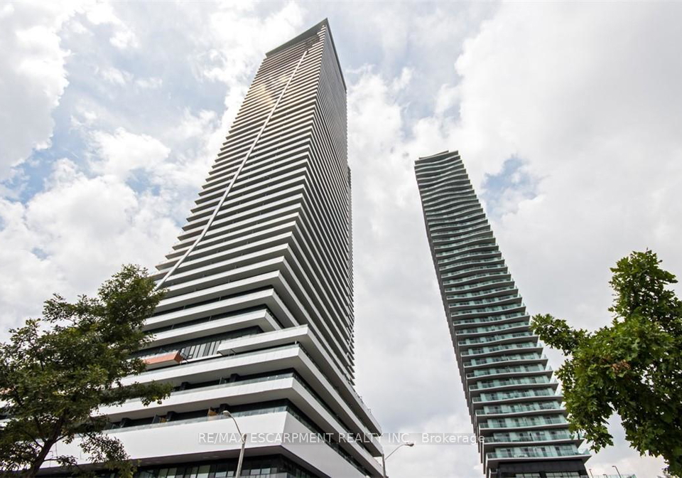 20-shore-breeze-drive-etobicoke-ontario-w12394432