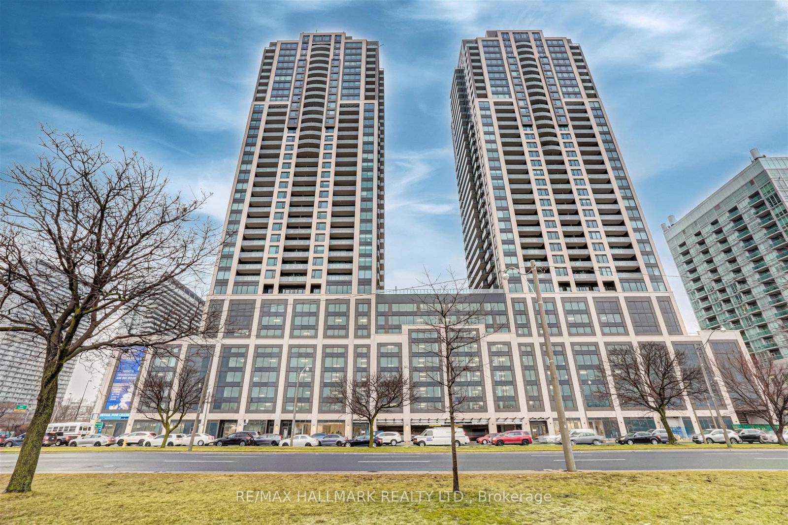 1928-lake-shore-boulevard-w-toronto-ontario-w12394444