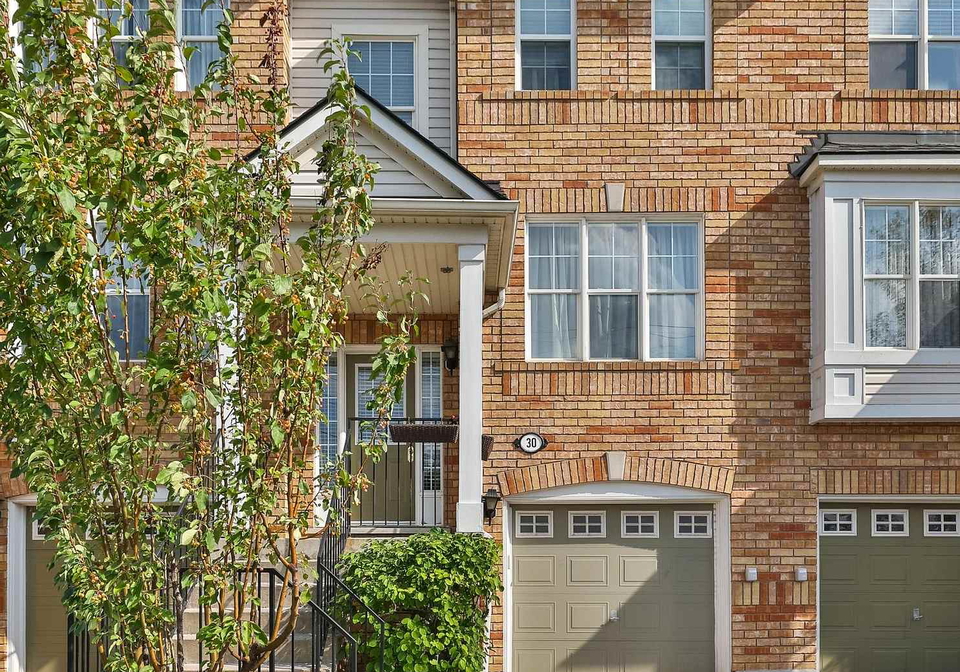 5980-whitehorn-avenue-mississauga-ontario-w12394563