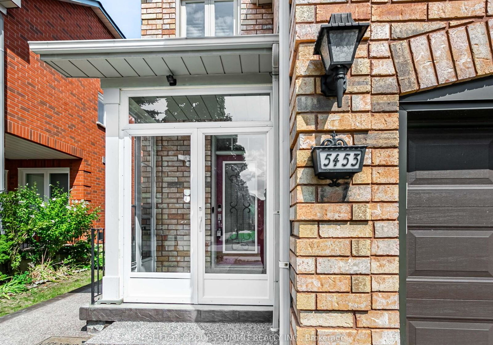 5453-palmerston-crescent-mississauga-ontario-w12394682