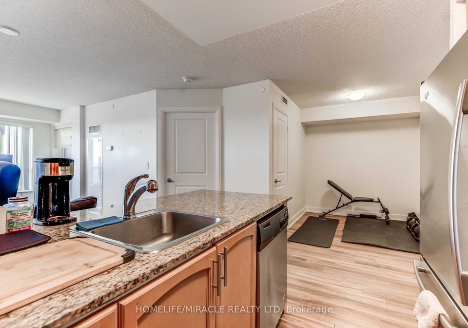 6-eva-road-etobicoke-ontario-w12394999