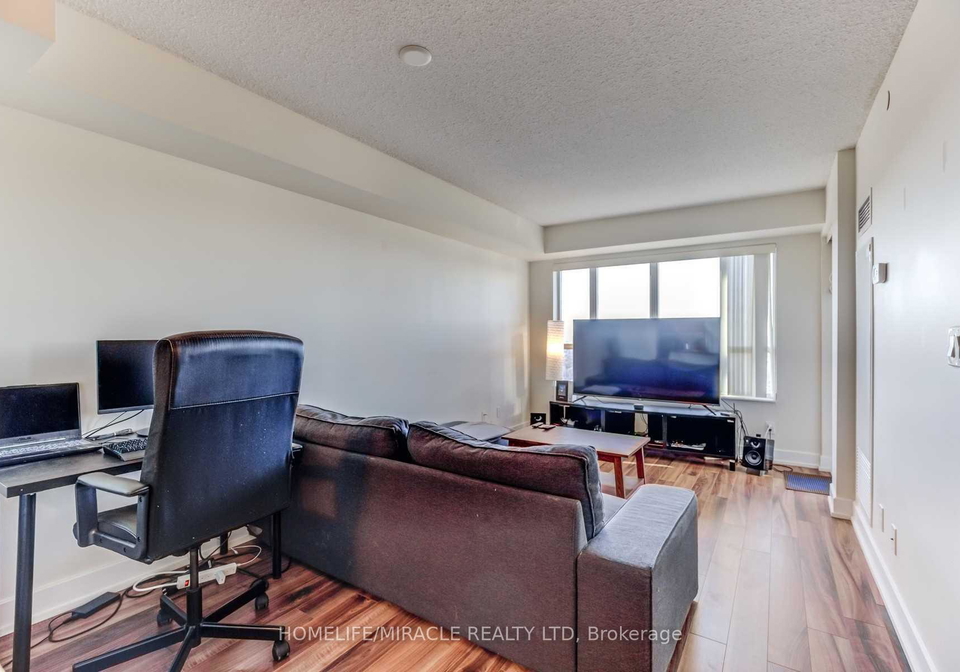 6-eva-road-etobicoke-ontario-w12394999