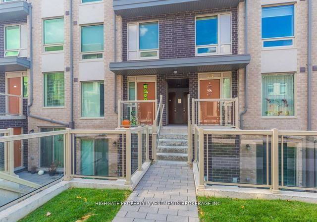 7-applewood-lane-etobicoke-ontario-w12395058