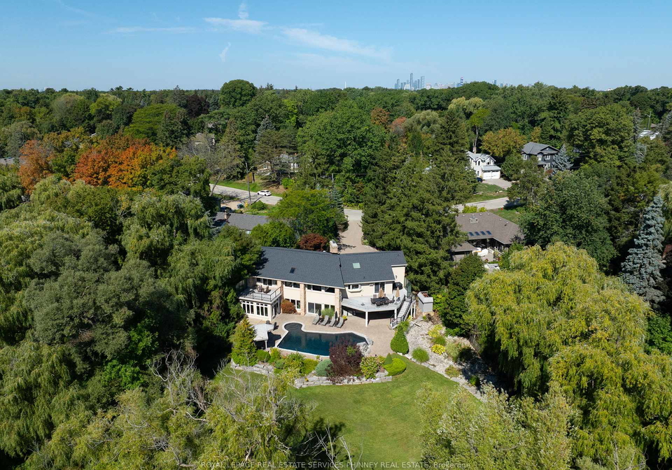 1292-contour-drive-mississauga-ontario-w12395298