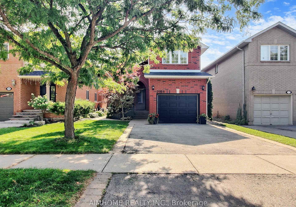 2068-westmount-drive-oakville-ontario-w12395615