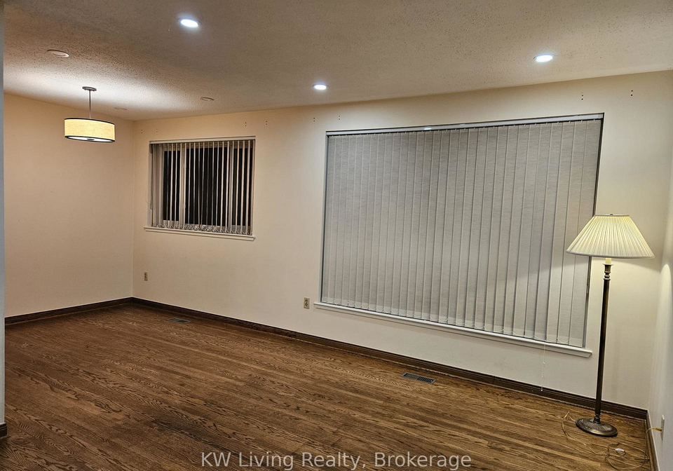 28-pergola-road-etobicoke-ontario-w12395716