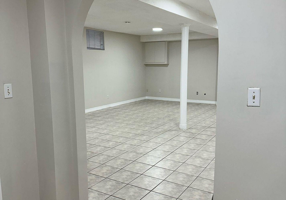 946-willowbank-terrace-mississauga-ontario-w12395803