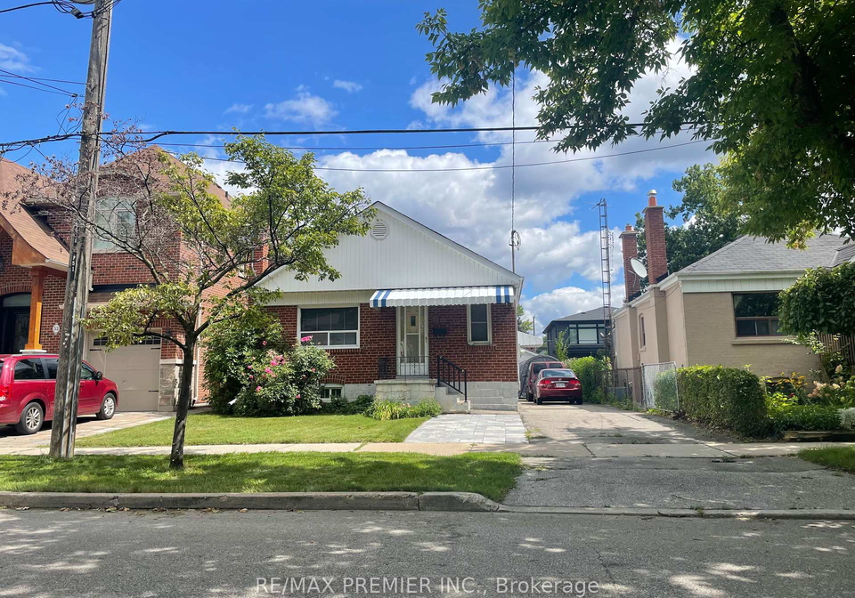 51-portage-avenue-north-york-ontario-w12395846