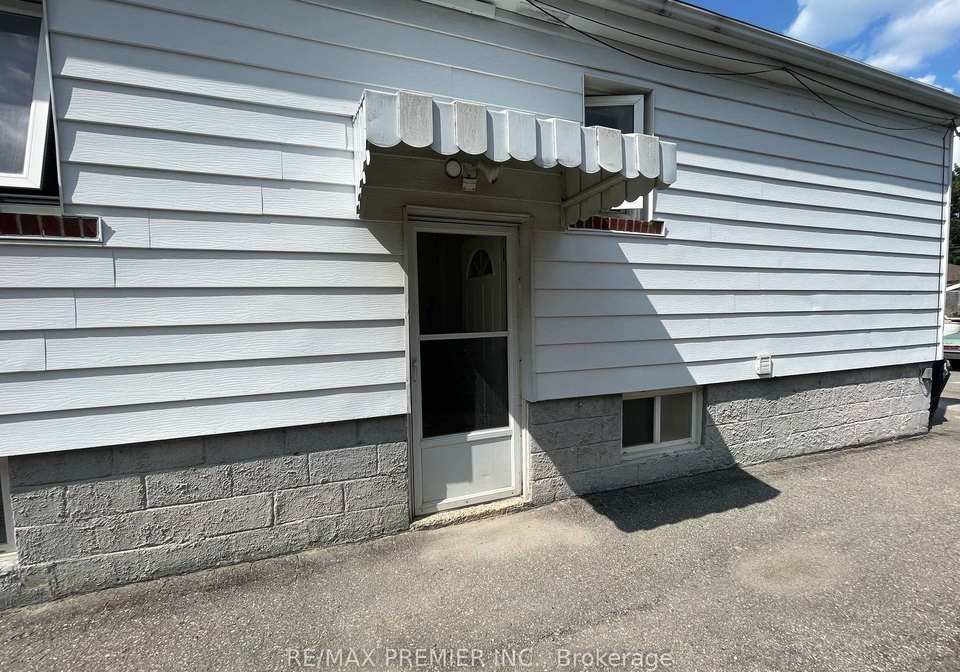 51-portage-avenue-north-york-ontario-w12395846