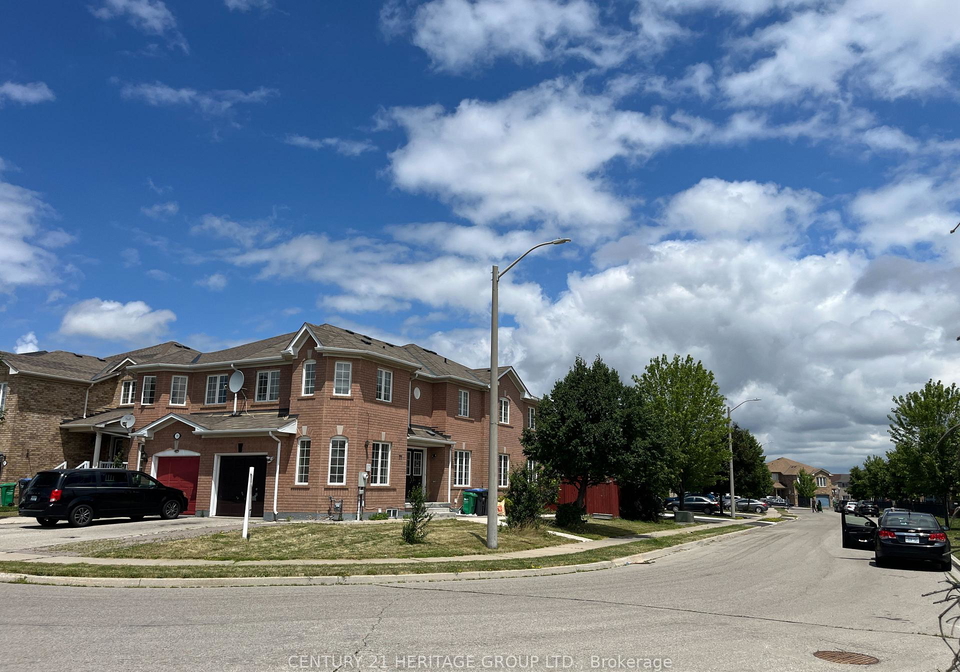 77-vauxhall-crescent-e-brampton-ontario-w12395923