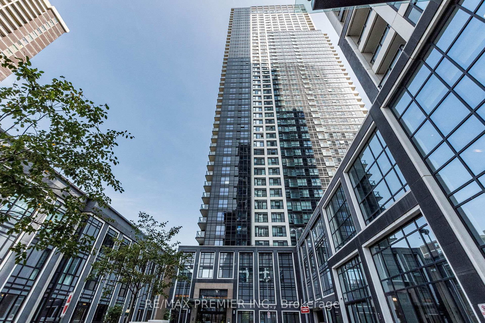 5-mabelle-avenue-etobicoke-ontario-w12396083