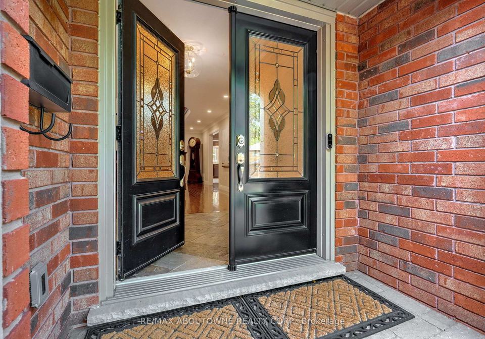 1397-forestbrook-road-oakville-ontario-w12396213