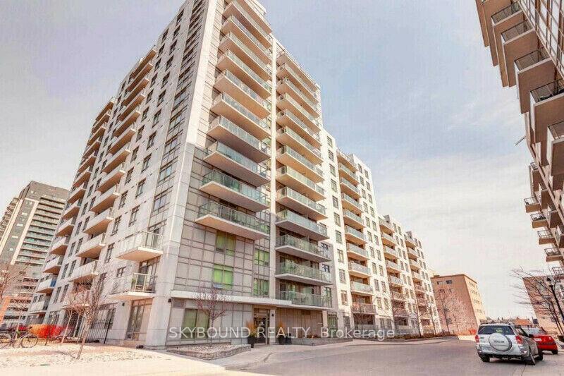 816-lansdowne-avenue-toronto-ontario-w12396776