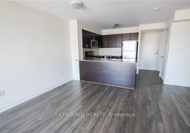 816-lansdowne-avenue-toronto-ontario-w12396776