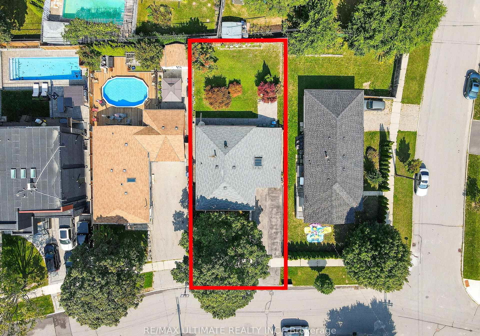 18-courtwright-road-etobicoke-ontario-w12396976