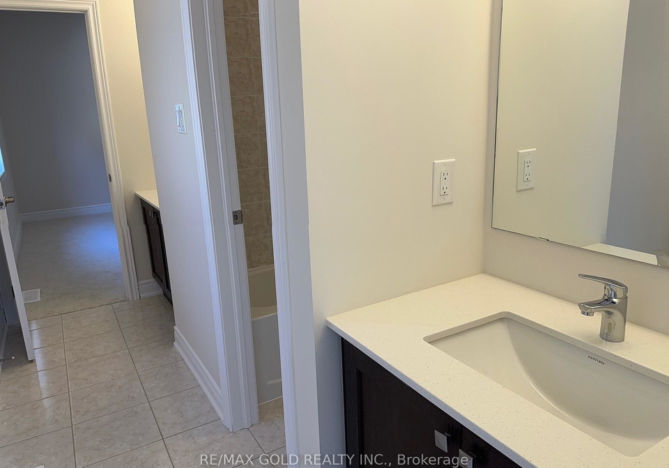 4-michener-drive-brampton-ontario-w12396986