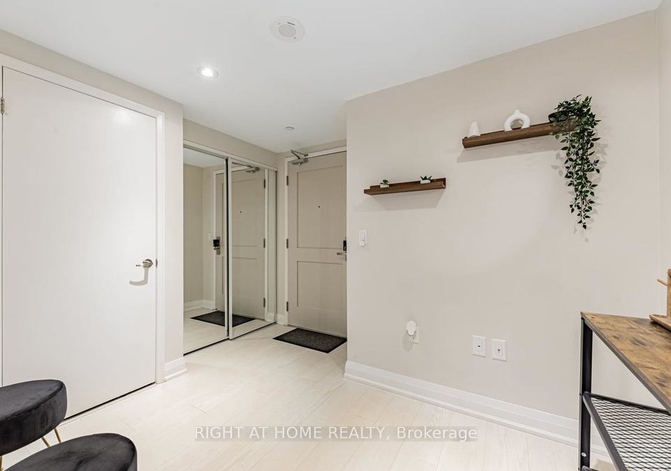 26-gibbs-road-etobicoke-ontario-w12397190