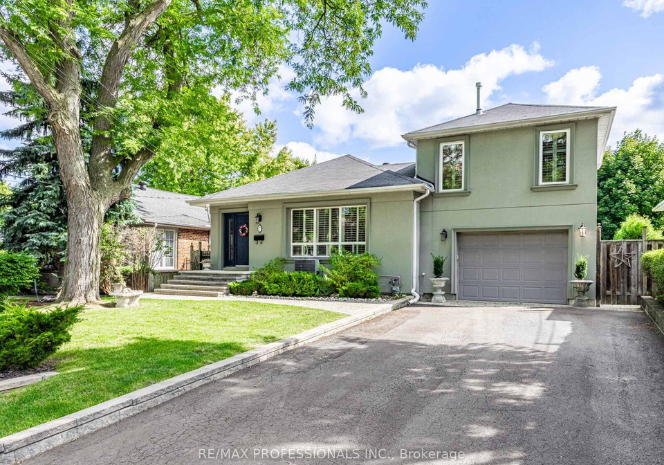 7-ravenscrest-drive-etobicoke-ontario-w12397520