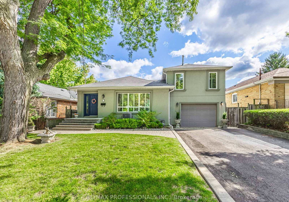 7-ravenscrest-drive-etobicoke-ontario-w12397520