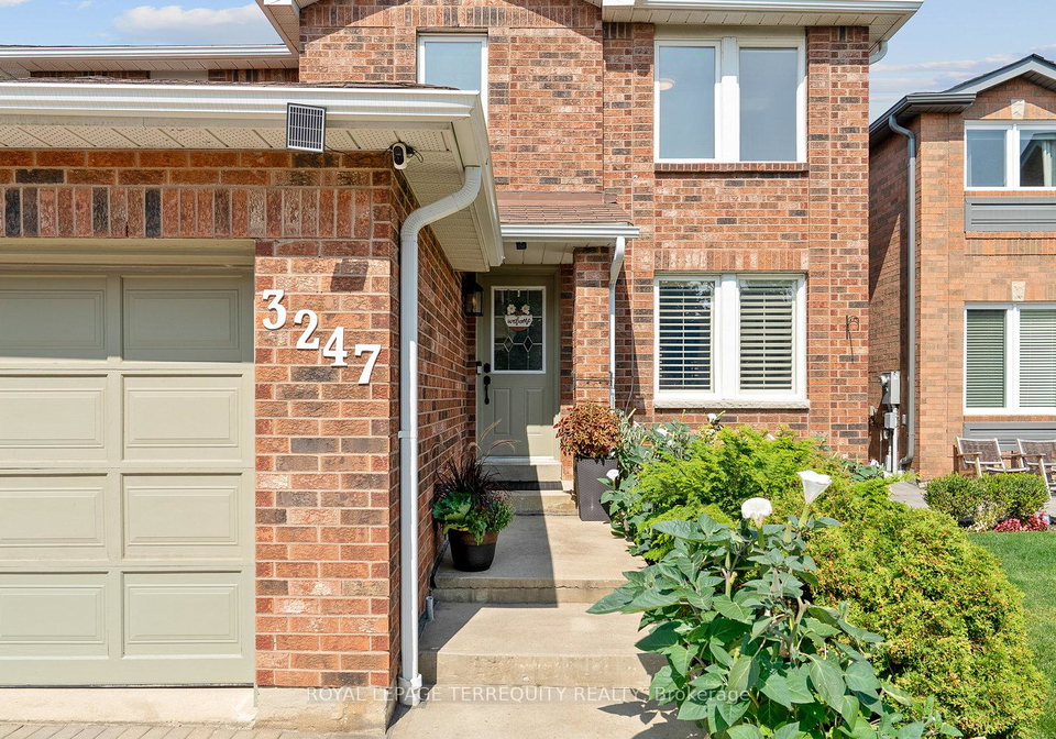 3247-dovetail-mews-mississauga-ontario-w12397637