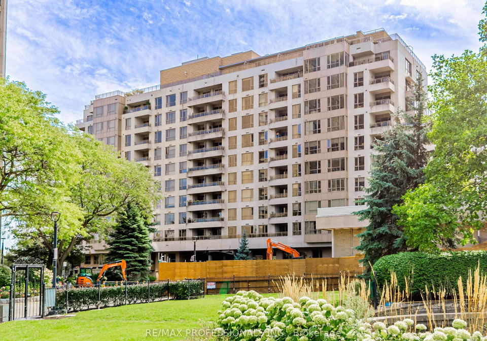 2662-bloor-street-w-etobicoke-ontario-w12397656