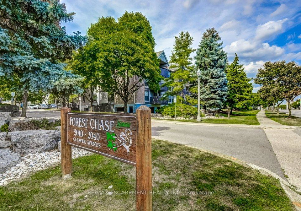 2020-cleaver-avenue-burlington-ontario-w12397694