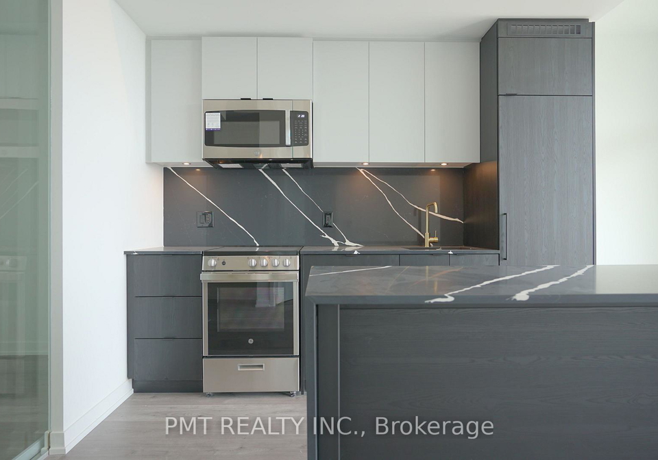 285-dufferin-street-toronto-ontario-w12397814