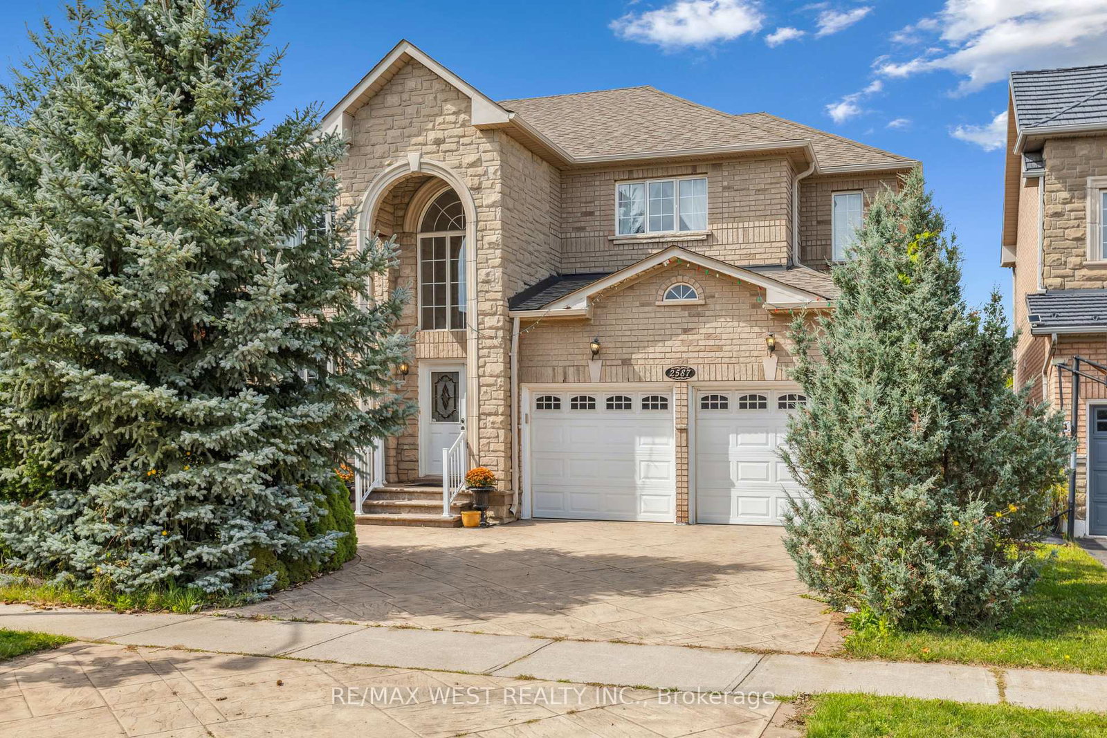 2587-north-ridge-trail-oakville-ontario-w12397922